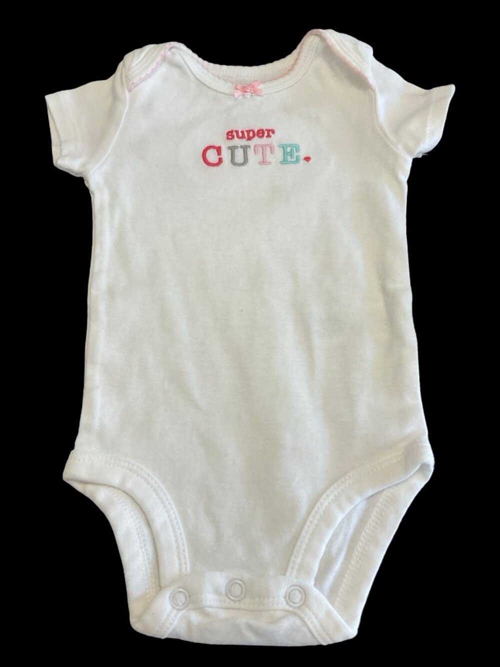 👣 10/$25 - White "Super Cute" Onesie w/ Bow Detail